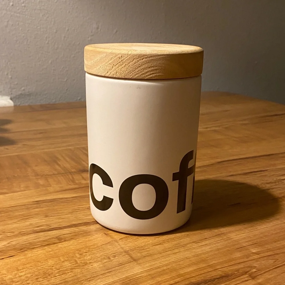 Ceramic coffee canister - Picture 1 of 4